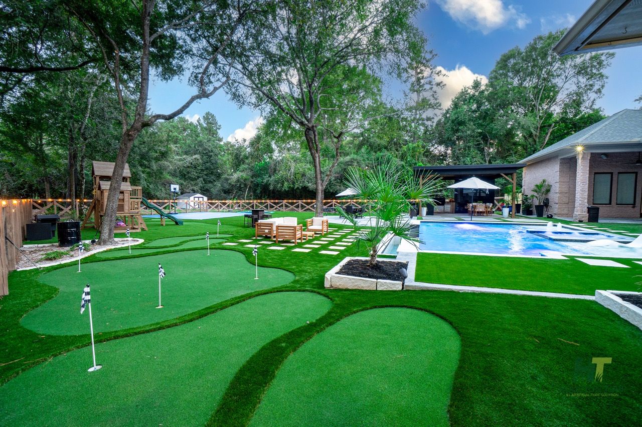 Why a Backyard Makeover Begins With Putting Green Installation Houston Dreams?